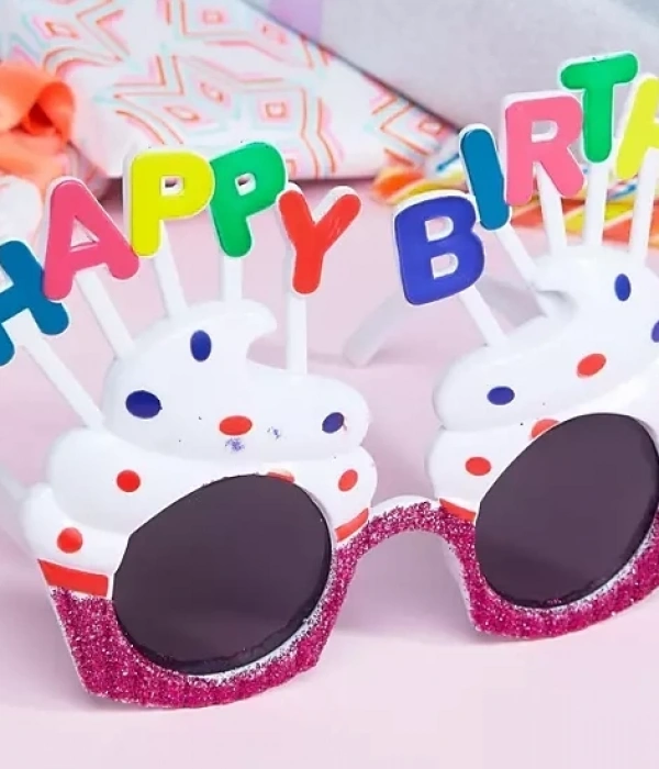 Happy Birthday Yazılı Beyaz Fuşya Renk Parti Gözlüğü 12x7 Cm