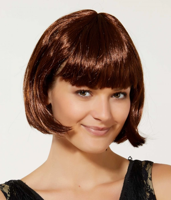 Kahverengi Parti Peruğu Küt Saç