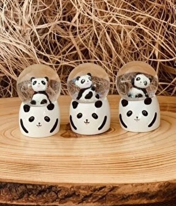 Küçük Boy Panda Kar Küresi Işıklı 6.5 Cm