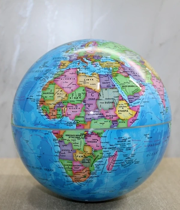 Masa Üstü Dönen Dünya Küre Alk3576