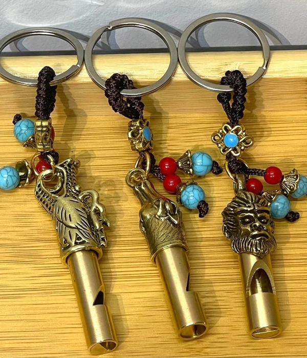 Metal Figürlü Düdük Anahtarlık Alk4461