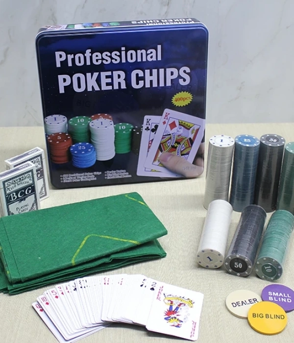 Metal Kutulu 400 Chip Ve 2 Adet İskambil  Kağit Setine Sahip Poker Oyunu Alk3538