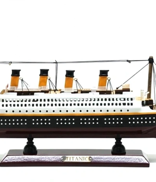 Özel Tasarım Ahşap Işıklı Titanik Gemi Alk4613