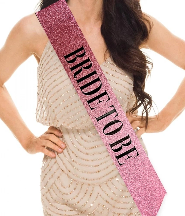 Pembe Üzeri Siyah Büyük Bride To Be Yazılı Simli Işıltılı Kuşak Kemer 10 Cm Genişlik