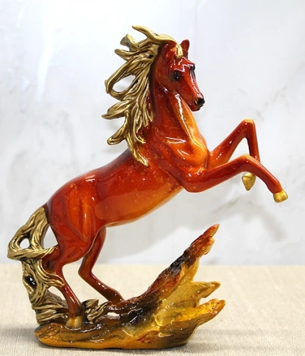 Polyester Şahlanmış At Figürü Alk4590