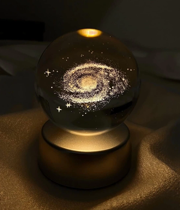 Samanyolu Plastik Altlıklı Işıklı Cam Küre 6cm