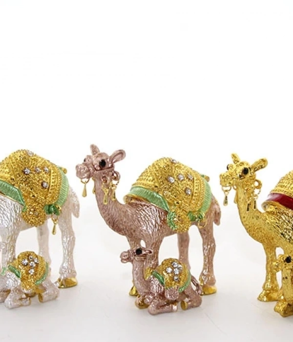 Swaroski Yavrulu Deve Alk2084