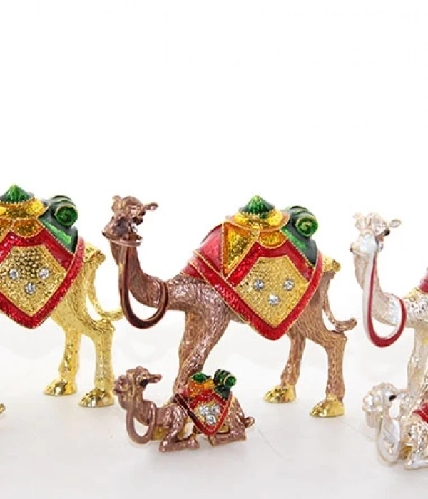 Swaroski Yavrulu Deve Alk2085