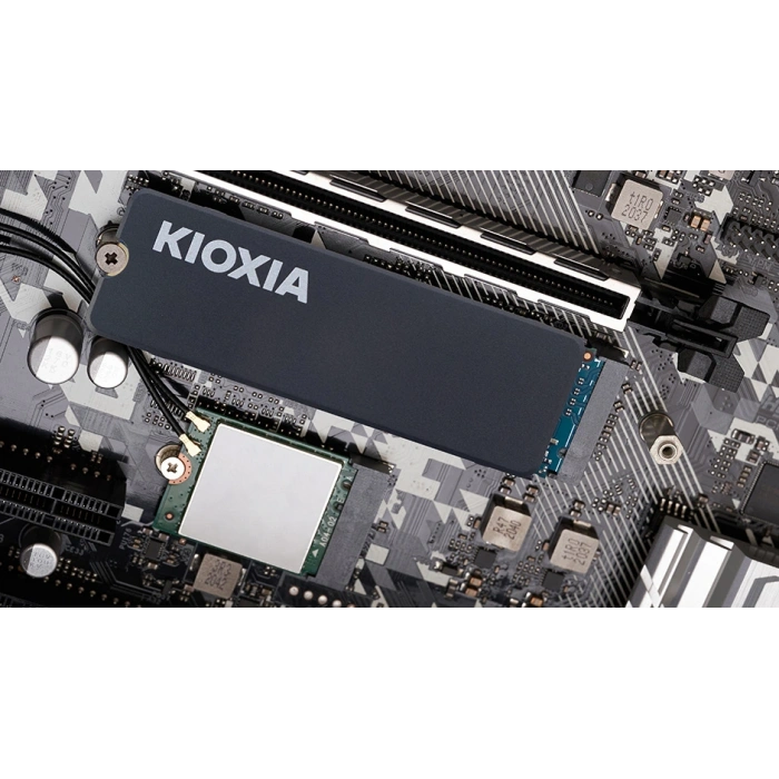 2TB KIOXIA EXCERIA HEATSINK GEN 4X4 NVMe 5000/3900MB/s LSC11K2T04G8