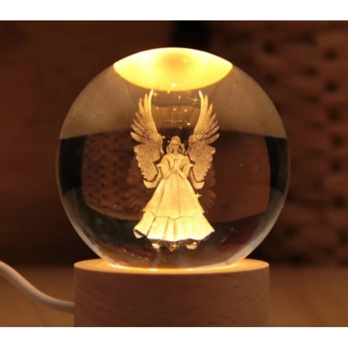 Dekoratif Kanatlı Melek Tasarımlı Ahşap Altlıklı Işıklı Cam Küre Cam:6cm Ahşap:2cm