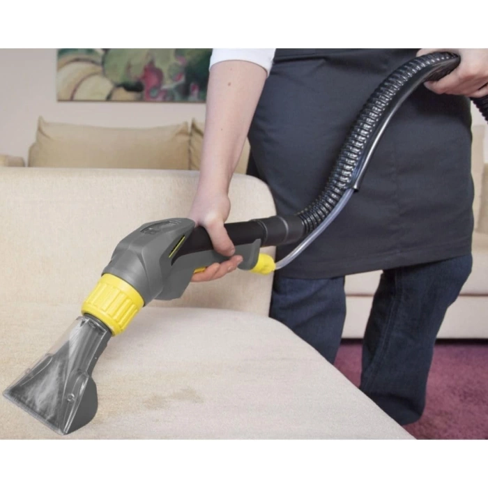 KARCHER PUZZI 10/1 HALI YIKAMA MAKINESI