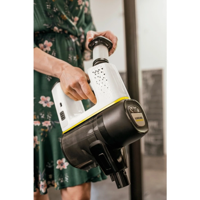 KARCHER VC 6 CORDLESS OURFAMILY PET DIKEY SUPURGE