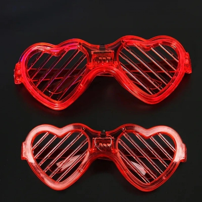 Kırmızı Led Işıklı Kalp Gözlük – 3 Modlu Parti  Glow Gözlüğü
