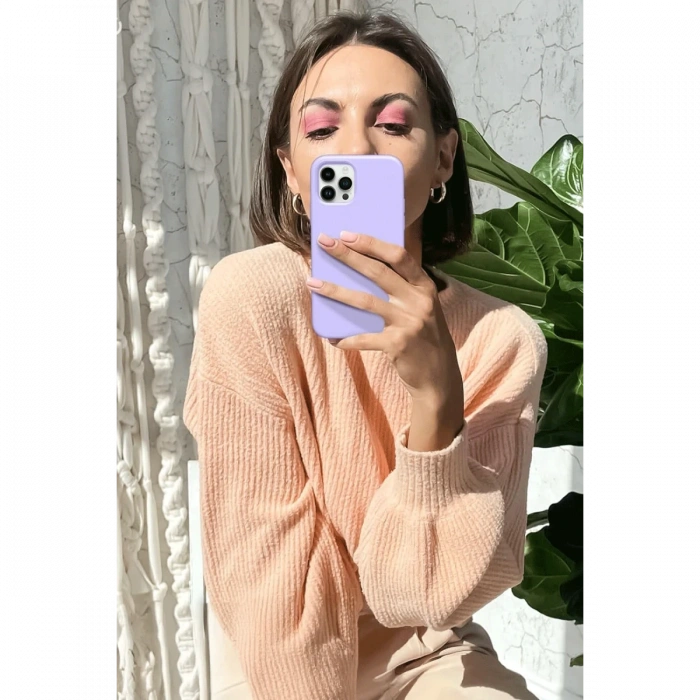 iPhone 12 Pro Kılıf First Silikon - Siyah