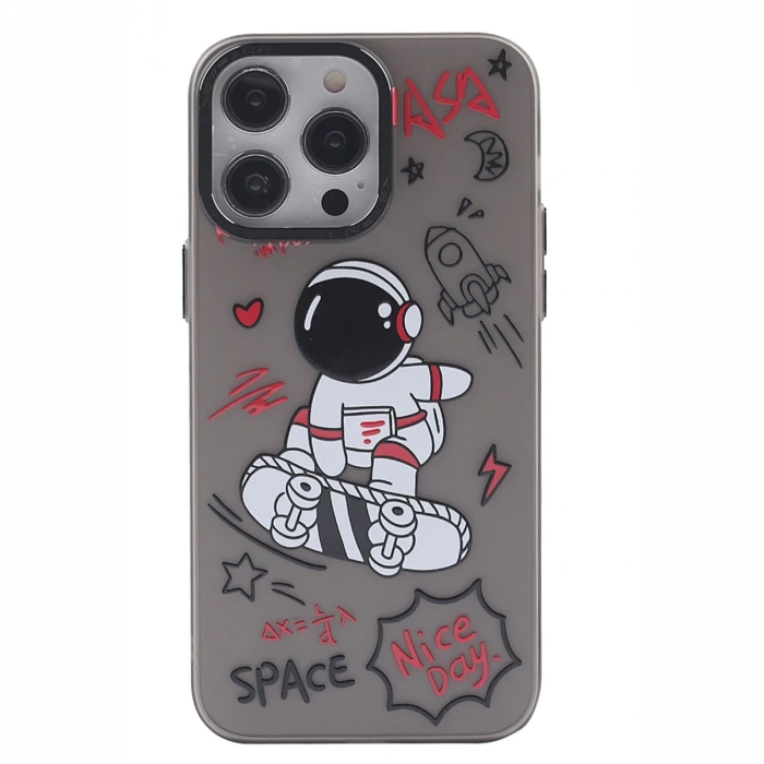 Newface iPhone 13 Pro Kılıf Prada Desenli Kapak