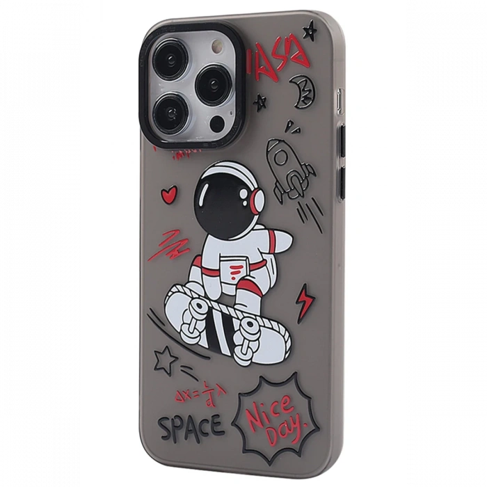 Newface iPhone 13 Pro Kılıf Prada Desenli Kapak