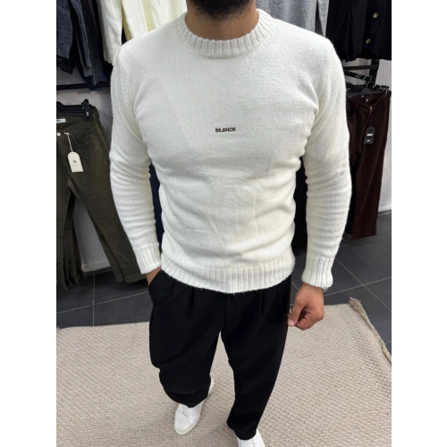 Nakışlı Triko Beyaz