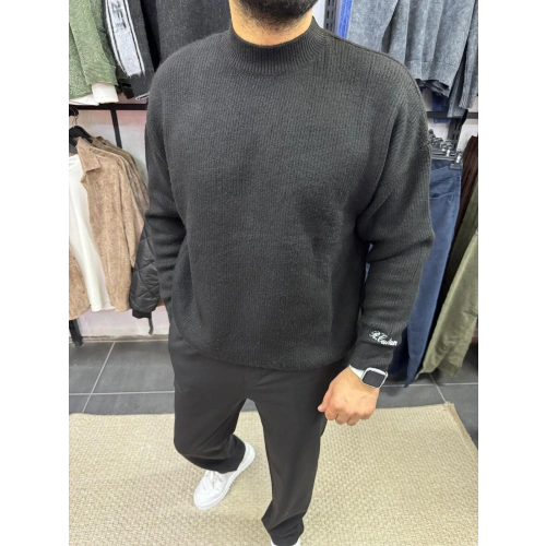 Kol Nakışlı Triko Kırık Siyah