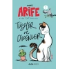 Arife Evde CAT Başına Tüyler ve Dikenler