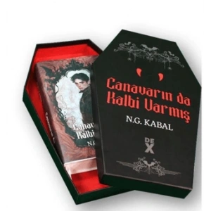 Canavarın da Kalbi Varmış (Kutulu - Ciltli) Vampir 1