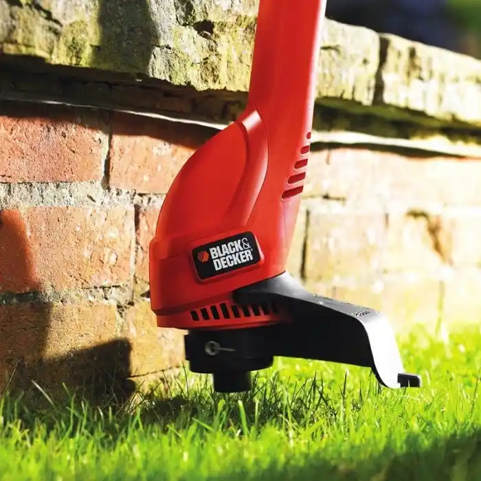 Black Decker GL250 Misinalı Çim Biçme Makinesi