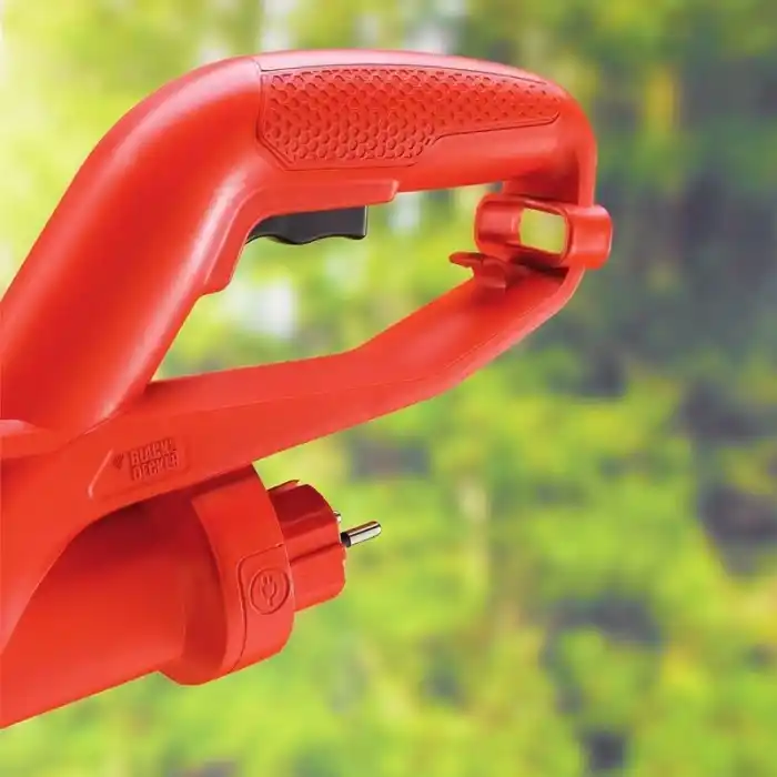 Black Decker GL250 Misinalı Çim Biçme Makinesi