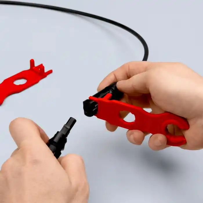 Knipex 97 49 66 2 MC4 Solar Konektörler için Montaj Alet Seti