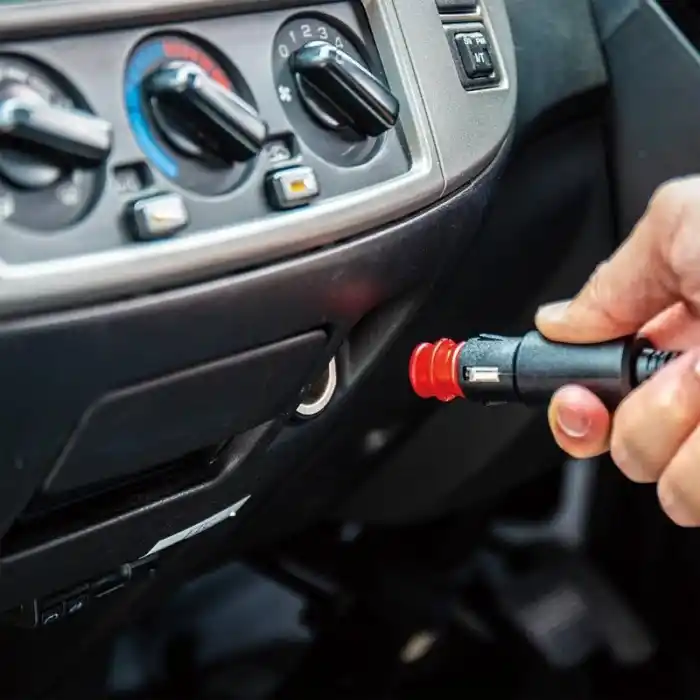 Makita CW001GZ01 Solo Akülü Soğutucu ve Isıtıcı Dolap