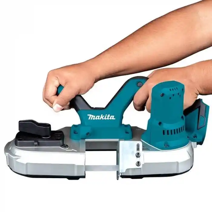 Makita DPB182RTE Akülü Metal Kesim Şerit Testere