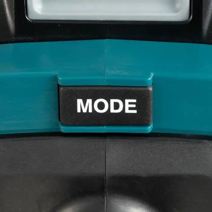 Makita ML007G Solo Akülü Projektör Spot Çalışma Şantiye Lambası