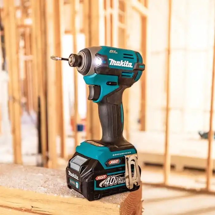 Makita TD003GZ Solo Akülü Darbeli Vidalama 210 Nm
