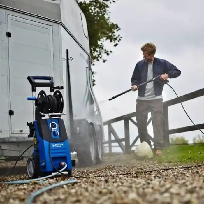 Nilfisk MC 2C-150/650 EU 150 Bar Profesyonel Basınçlı Yıkama Makinesi