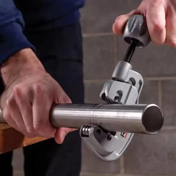 Ridgid 29963 Model 35-S Teleskopik Vidalı Çelik Boru Kesici 5-38mm