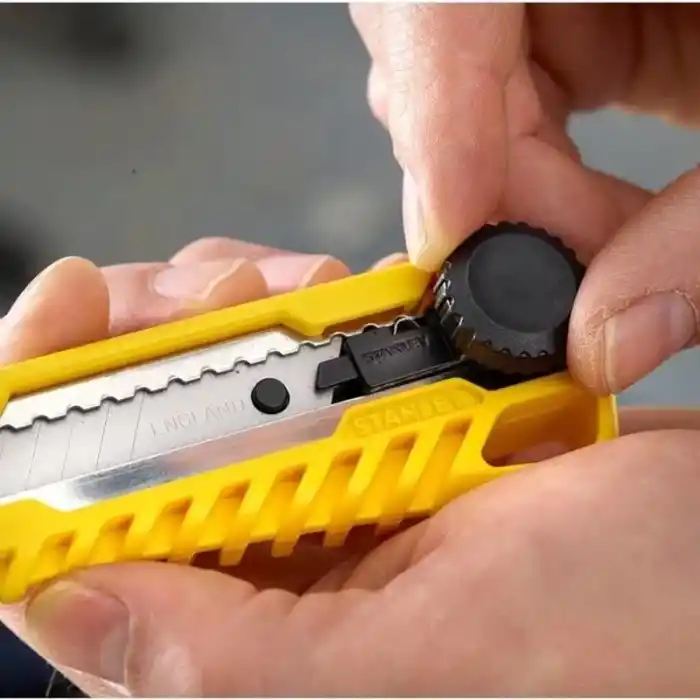 Stanley STHT10321-8 Dial Lock 18mm Ayarlı Maket Bıçağı