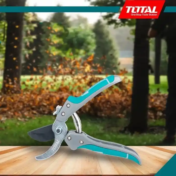 Total THT0601 Bahçe Budama Makası