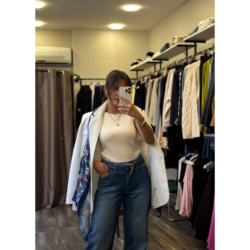 Beli Kemer Detay Bol Paça Kadın Jean