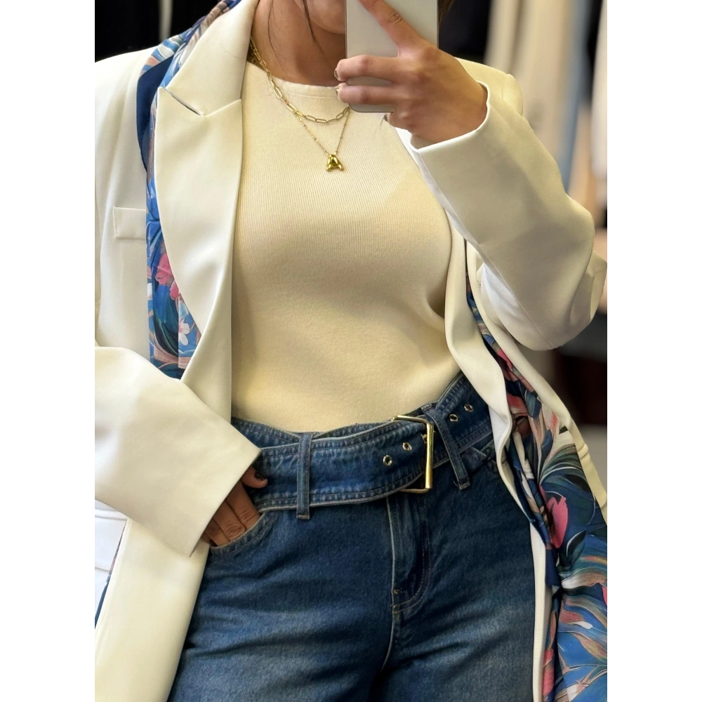 Beli Kemer Detay Bol Paça Kadın Jean