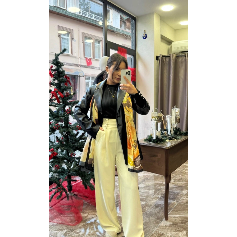 Örme Kumaş Beli Kuşaklı Bol Pantolon - Vanilya