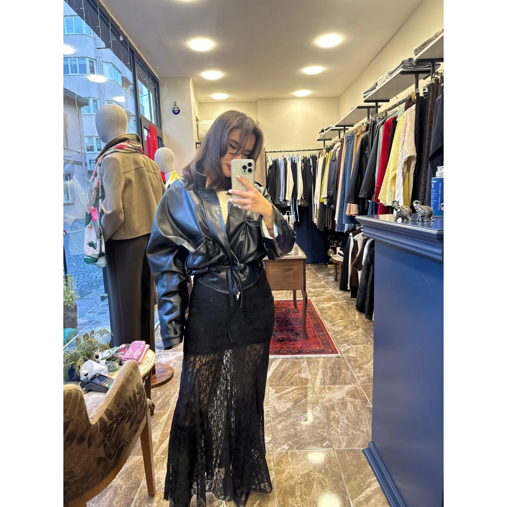 İçi Astarlı Beli Lastikli Dantel Etek - Siyah