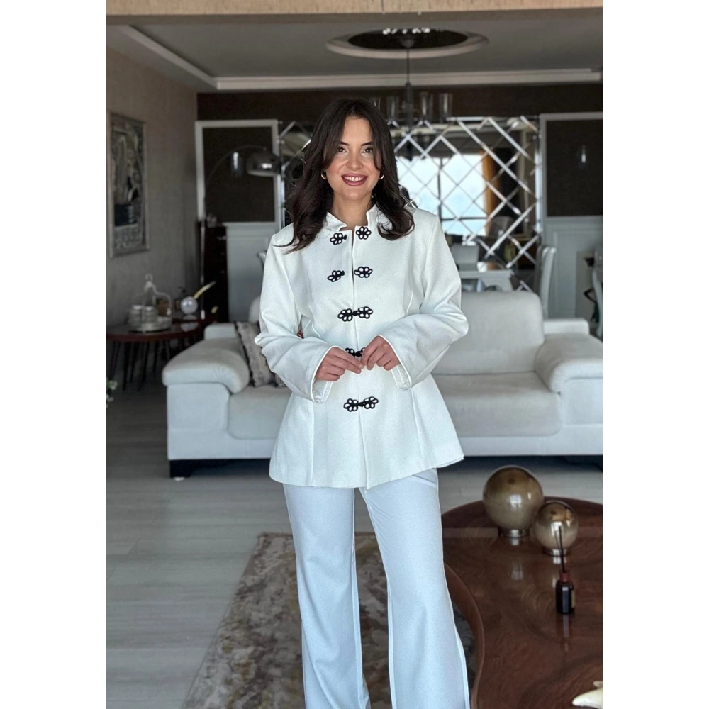Flora Düğme Detaylı Napolyon Ceket Pantolon Takım - Beyaz