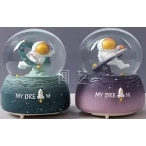 Astronot Kar Küresi Orta Boy WY20K23