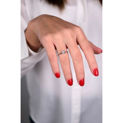 14 Ayar Altın Baget Taşlı Yüzük 38