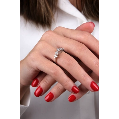 14 Ayar Altın Beştaş Yüzük 180