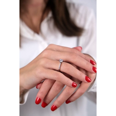 14 Ayar Altın Tektaş Yüzük 169