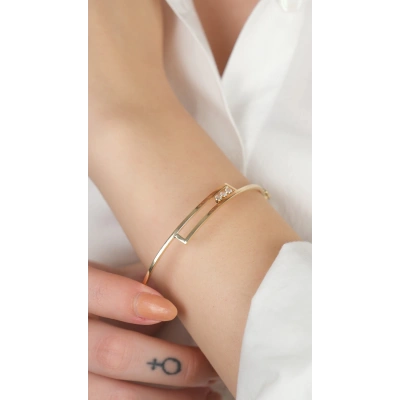 14 Ayar Altın Taş Detaylı Kaburga Kelepçe 142