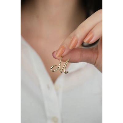 14 Ayar Altın M Harfi Kolye Ucu 514