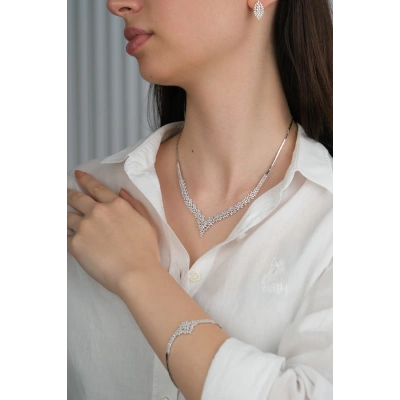 14 Ayar Beyaz Altın Taşlı Düğün Seti 76