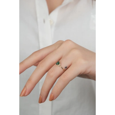 14 Ayar Altın İnce Yeşil Taşlı Yüzük 879