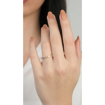 14 Ayar Altın Toplu Kare Taşlı Yüzük 841