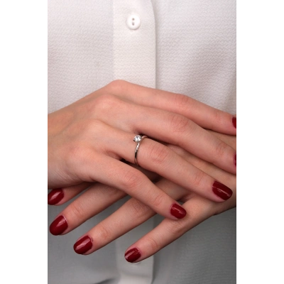 14 Ayar Beyaz Altın Tektaş Yüzük 189